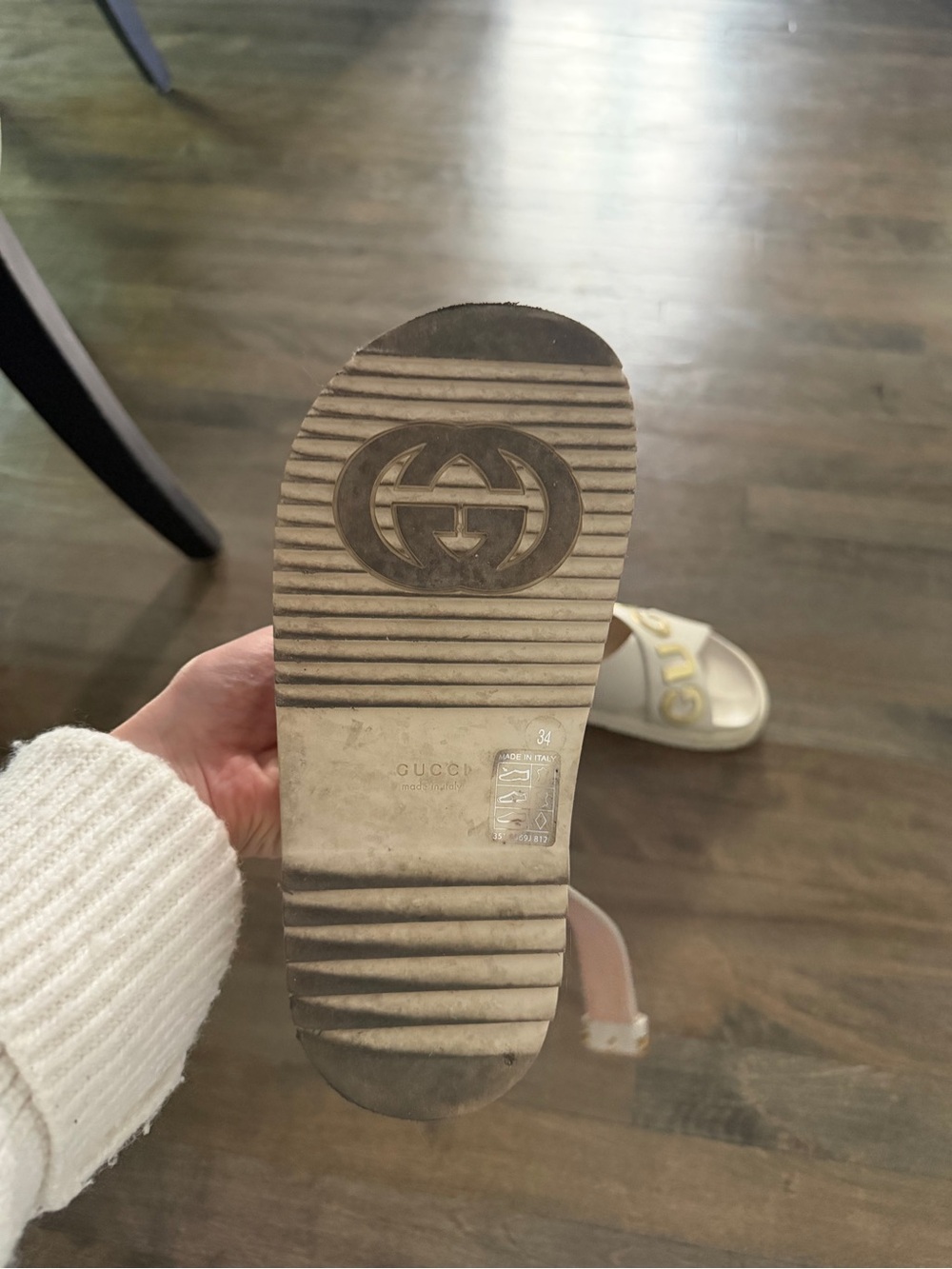 GUCCI SANDALS - Picture 4 of 9